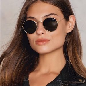 Quay Round Sunglasses